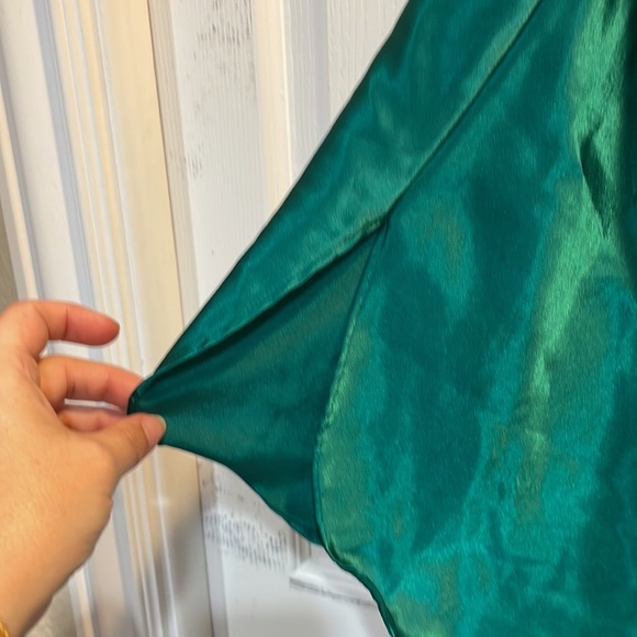 Vintage! Victoria’s Secret Gold Label Green Satin Slip M - Picture 4 of 6